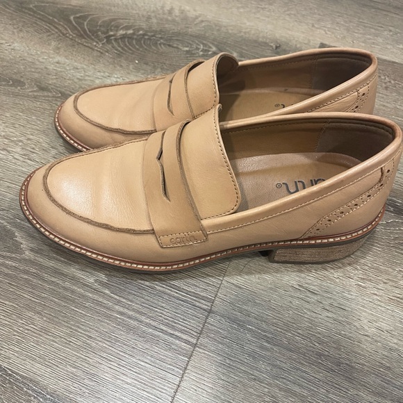 Earth Tan Leather Loafers - Picture 2 of 7